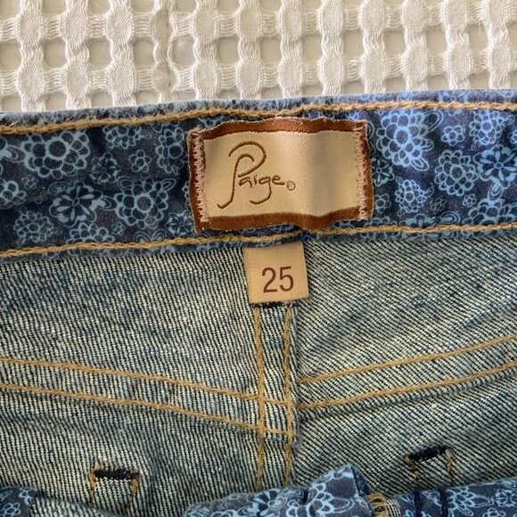 PAIGE Premium Denim Shorts Size 25 - Picture 3 of 5